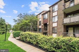 9702 Kingsbridge Dr Apt 202 #202 - Photo 1 of 1