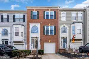 featured image of 21644 Frame Sq