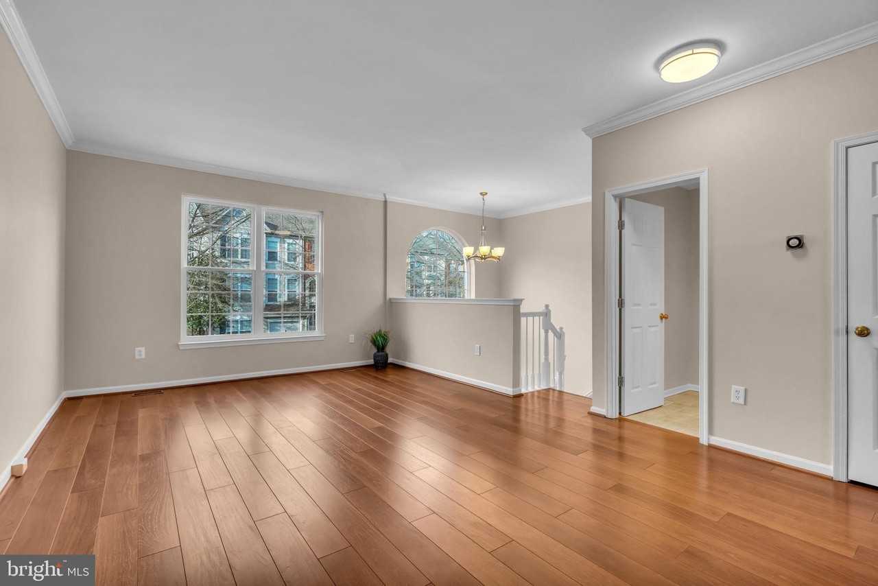 21644 Frame Sq - Photo 6 of 38