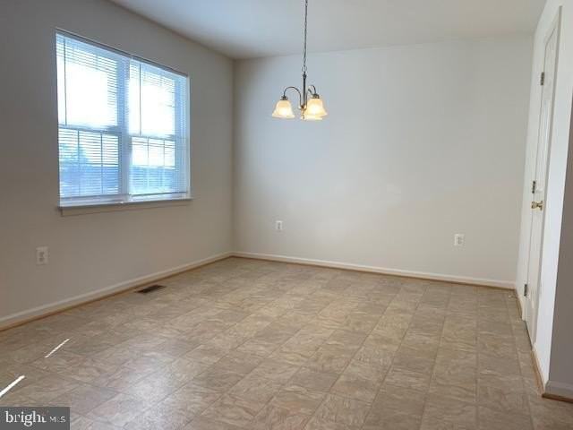 207 Merrill Ct - Photo 7 of 14