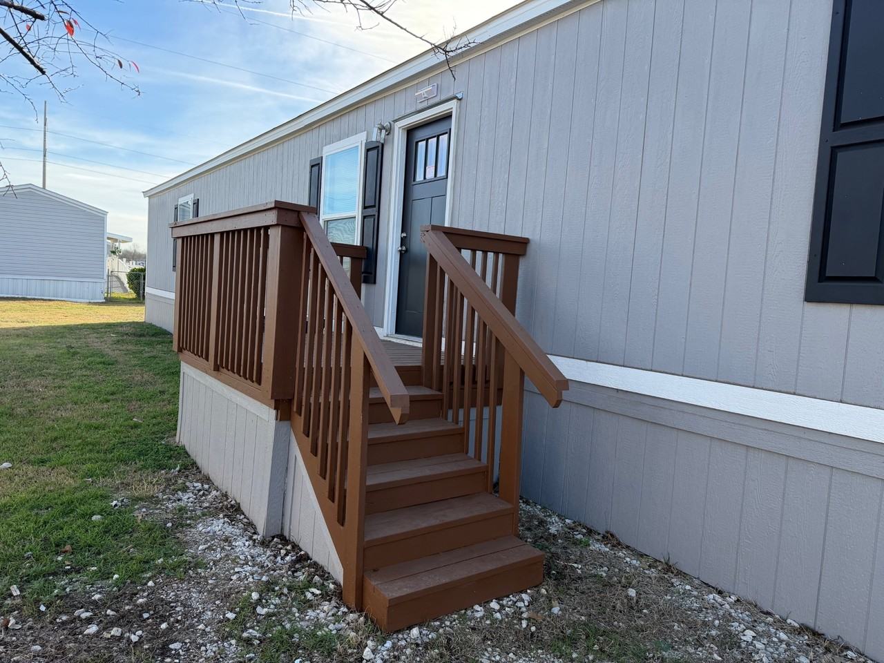 135 Prairie Dr - Photo 2 of 21