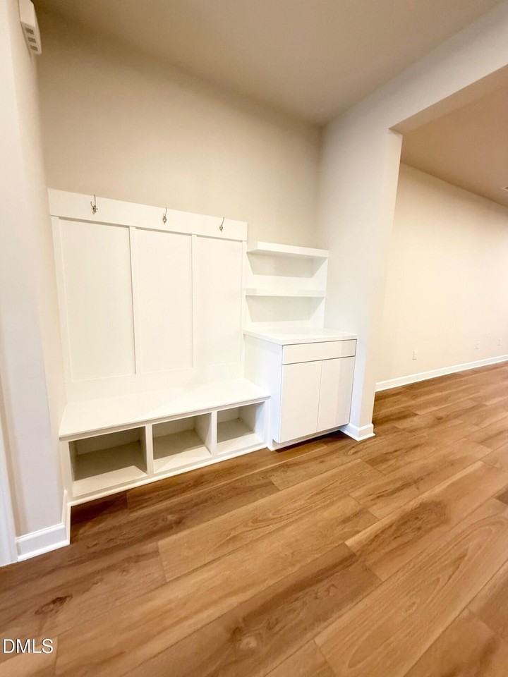 129 Pinnacle Dr - Photo 3 of 31