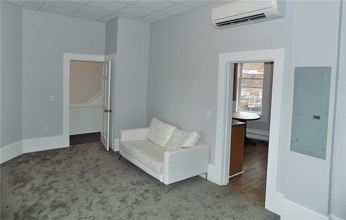 10 Morgantown St #3 - Photo 4 of 6