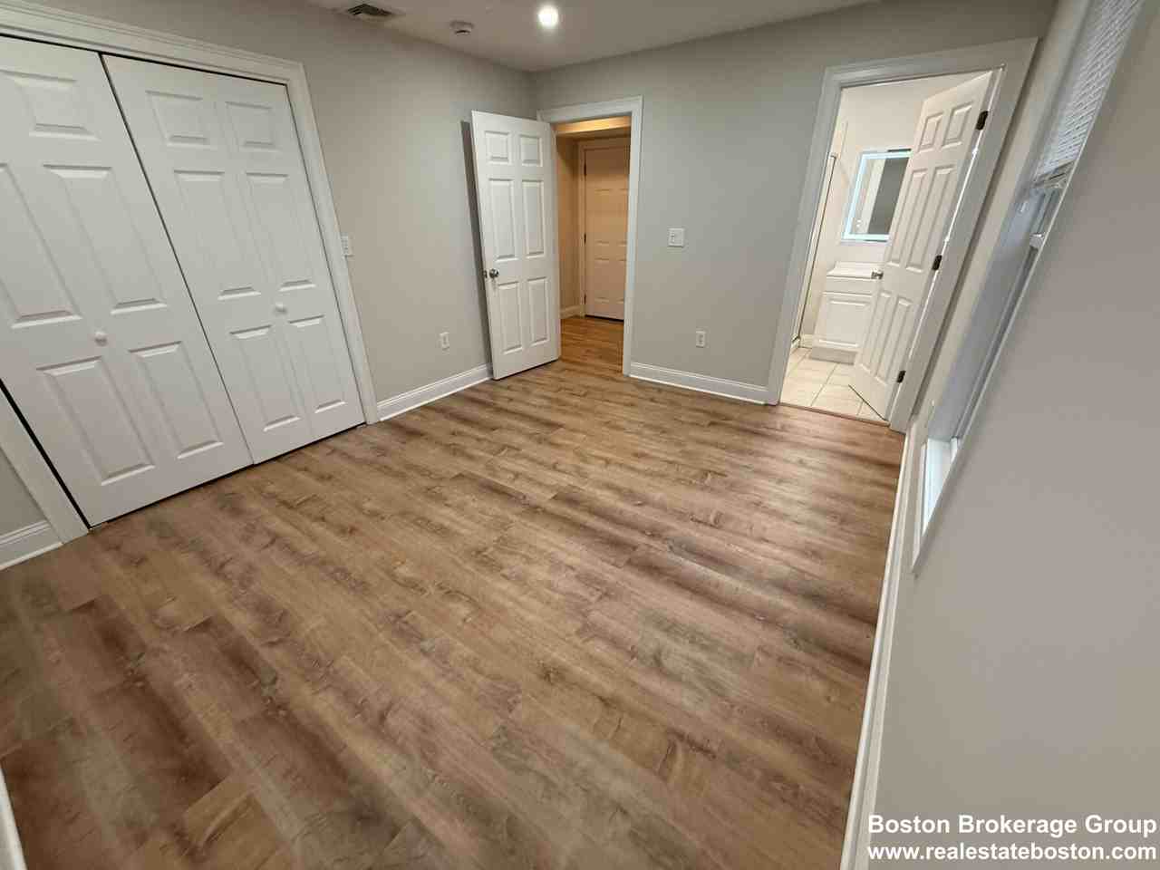 138 Calumet St #2 - Photo 7 of 14