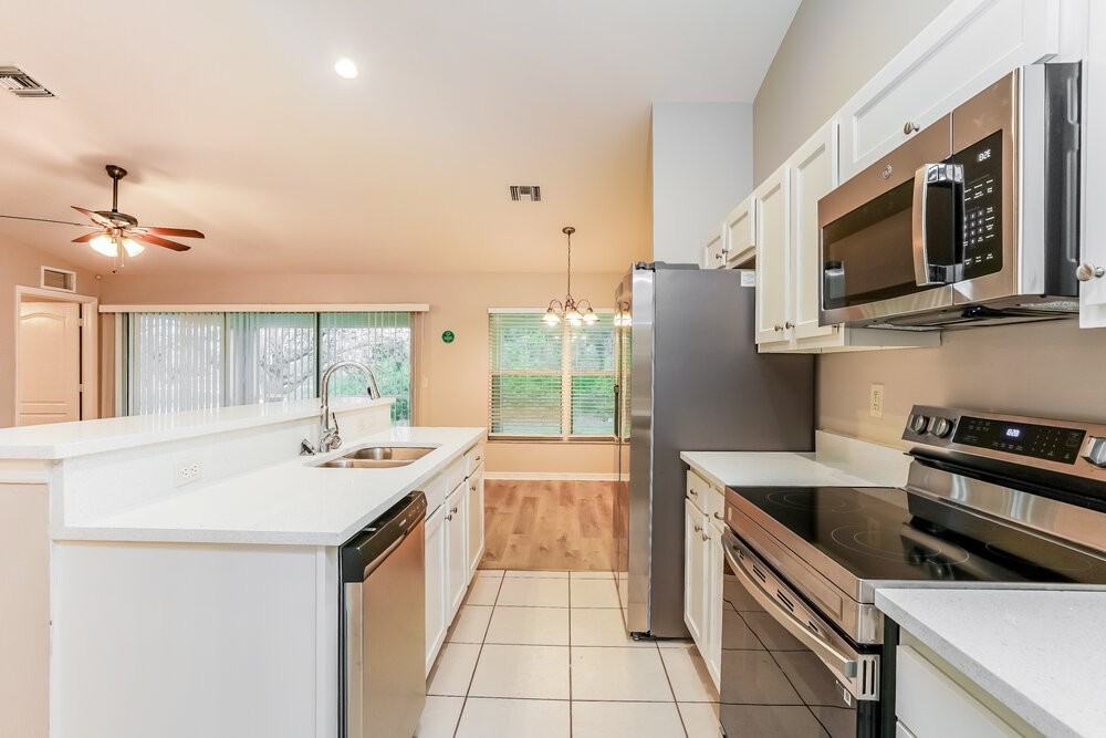 5210 6th St W - Photo 7 of 16