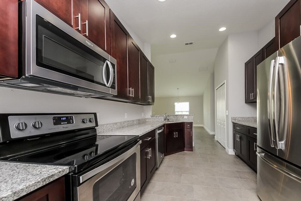 155 Birmingham Dr - Photo 7 of 16