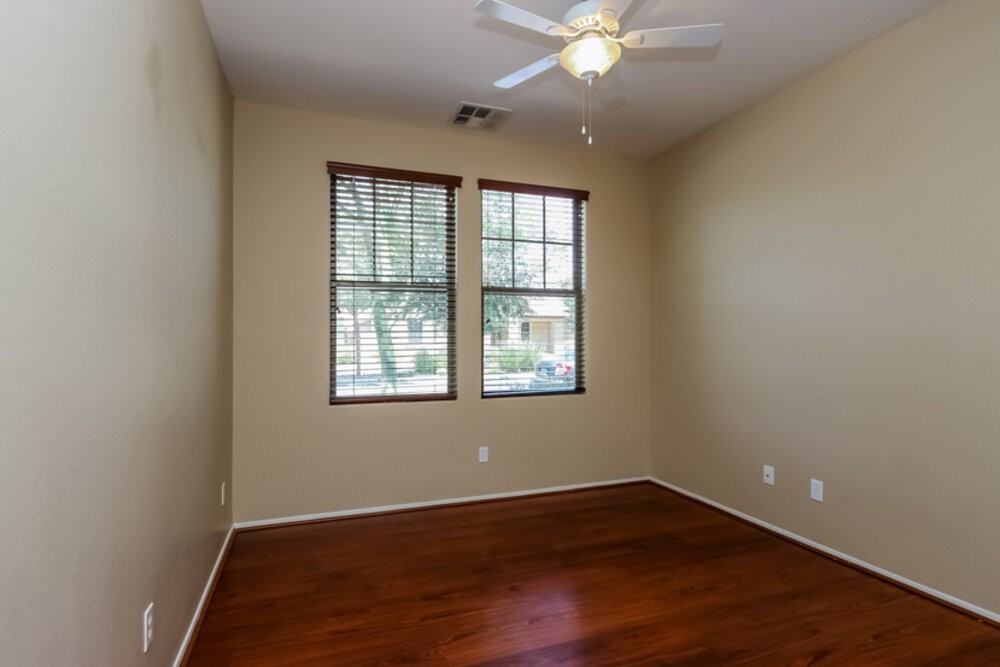 3297 E Ivanhoe St - Photo 5 of 12