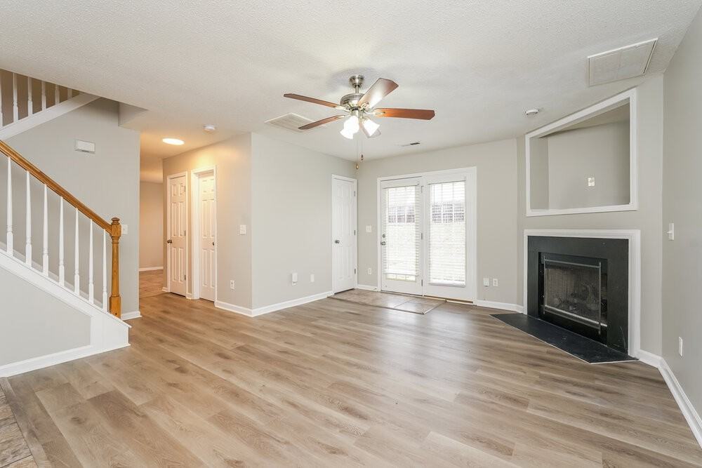 1921 Wheatfield Ct - Photo 6 of 17