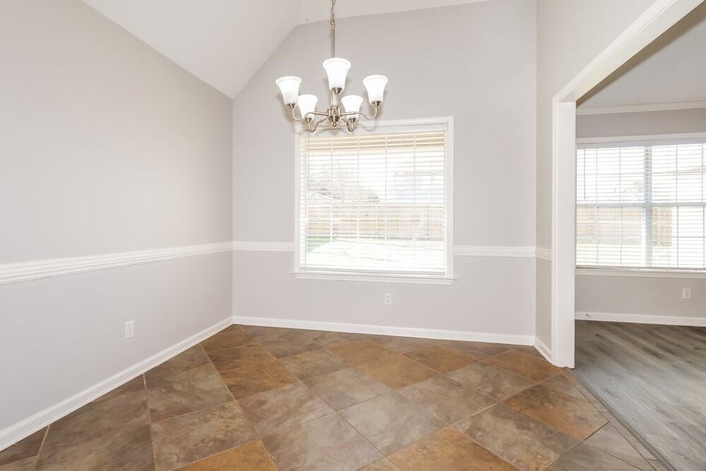 1303 Chatman Way - Photo 6 of 16