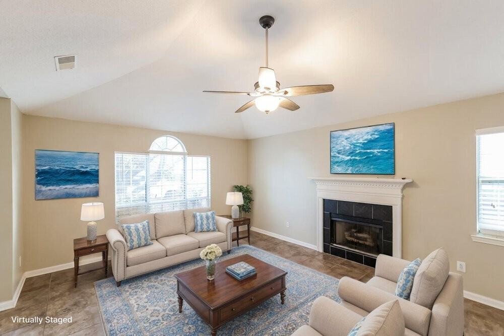 126 Stonehaven Dr - Photo 4 of 19