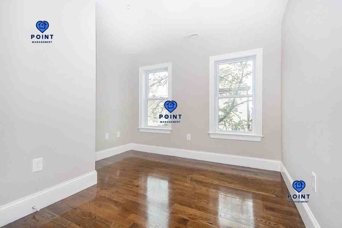 221 Havre St #3 - Photo 5 of 10