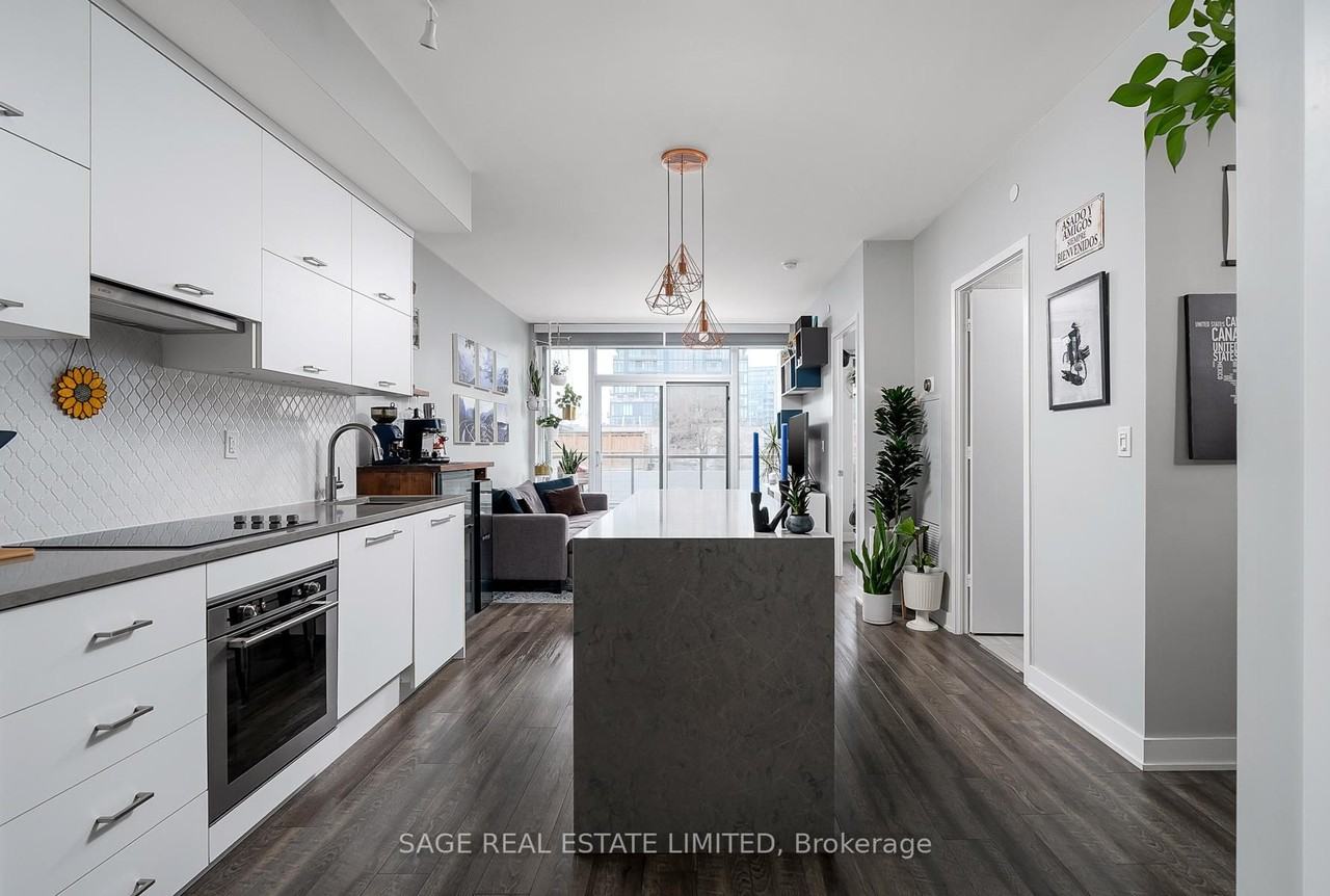 106 Dovercourt Road - Photo 2 of 9