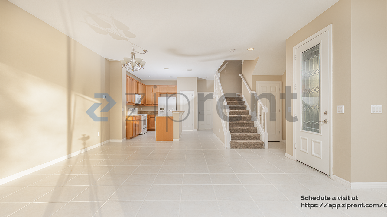 10316 Fallsgrove St - Photo 5 of 16