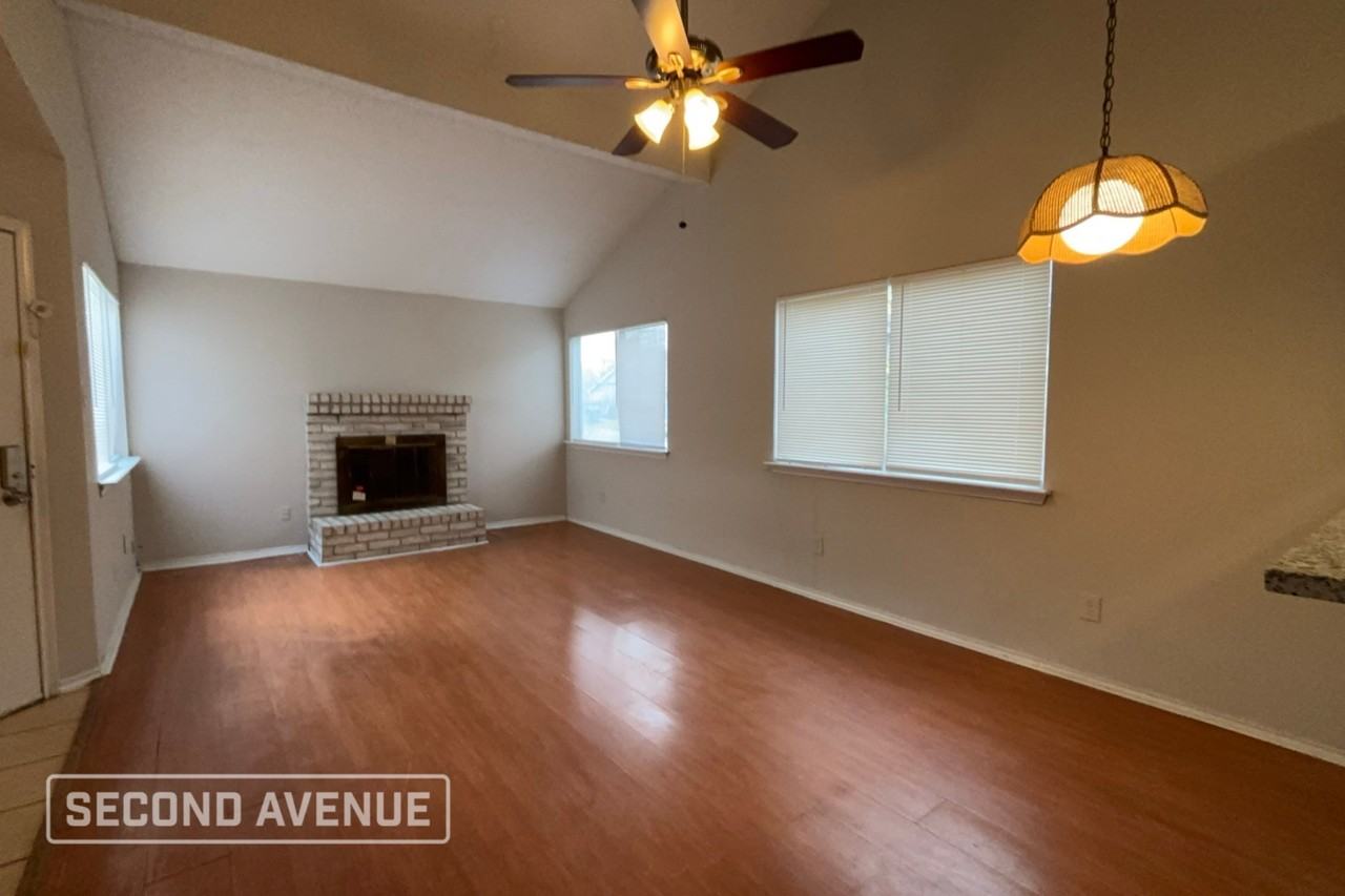 3410 Brookston St - Photo 3 of 18