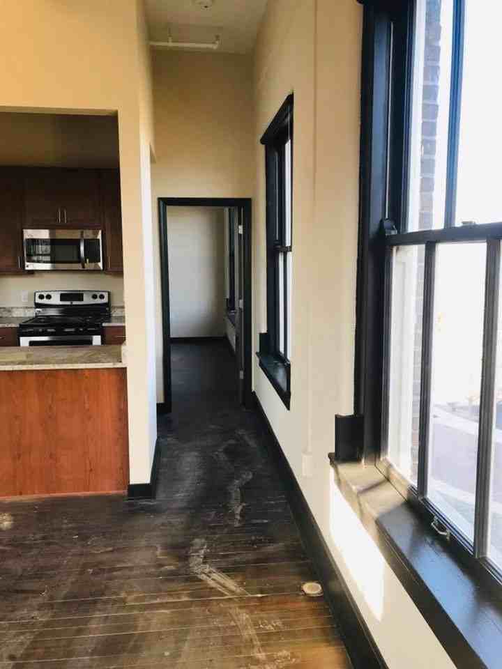 Historic Irvington Flats - Photo 5 of 37