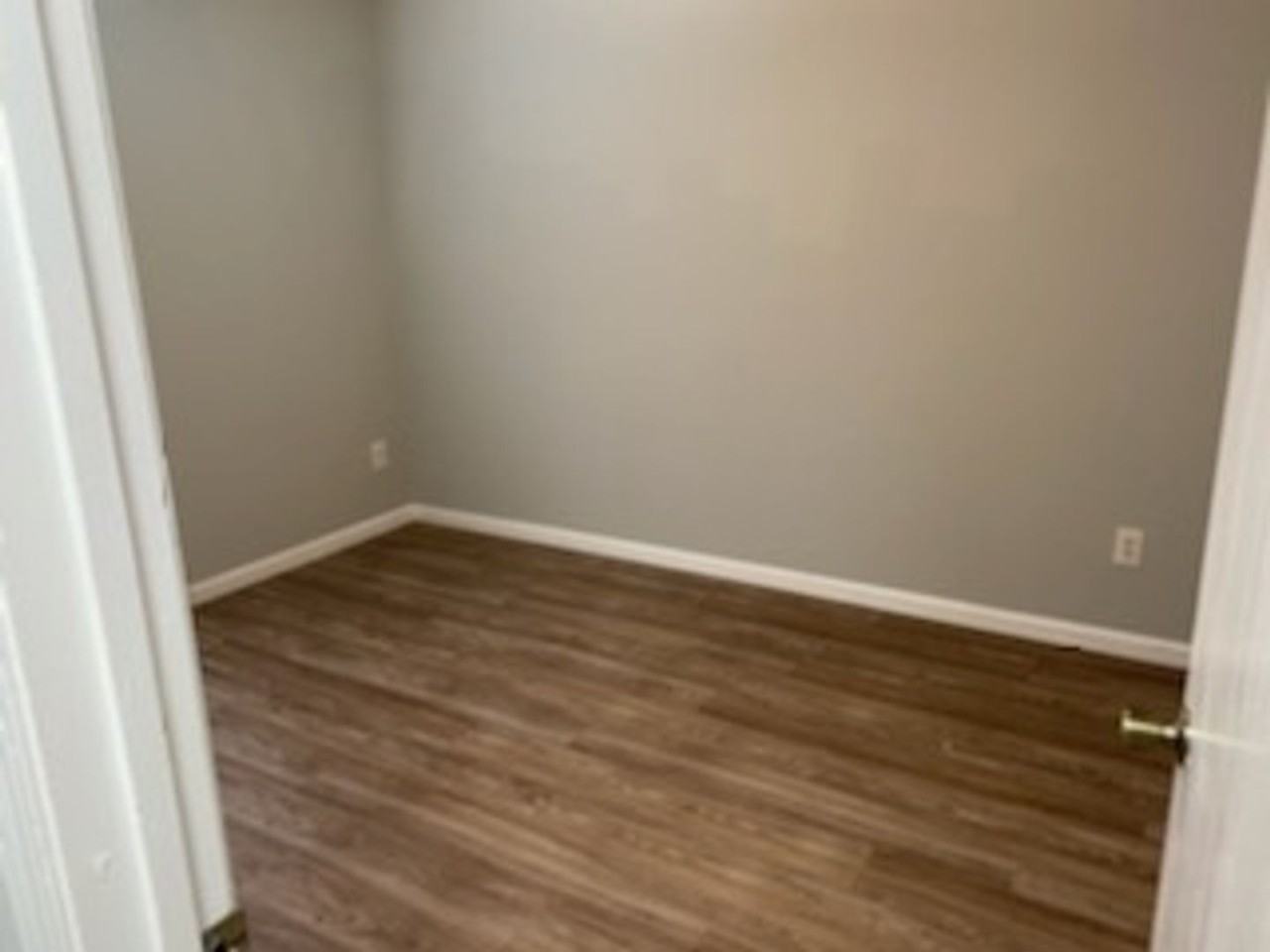 2090-MF80-E5 - Photo 6 of 23