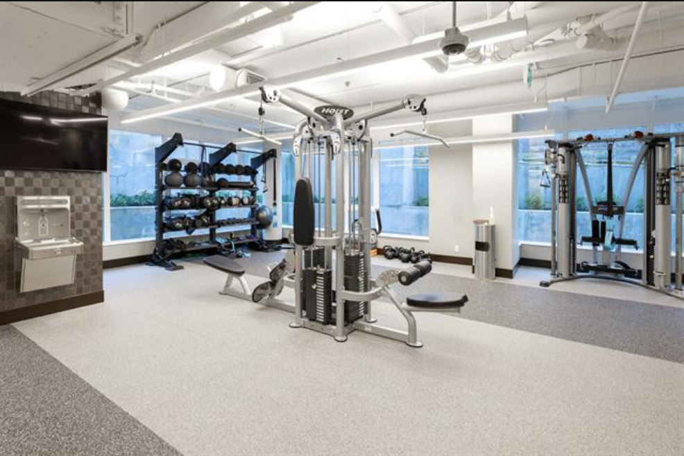 The Grande - Photo 5 of 15