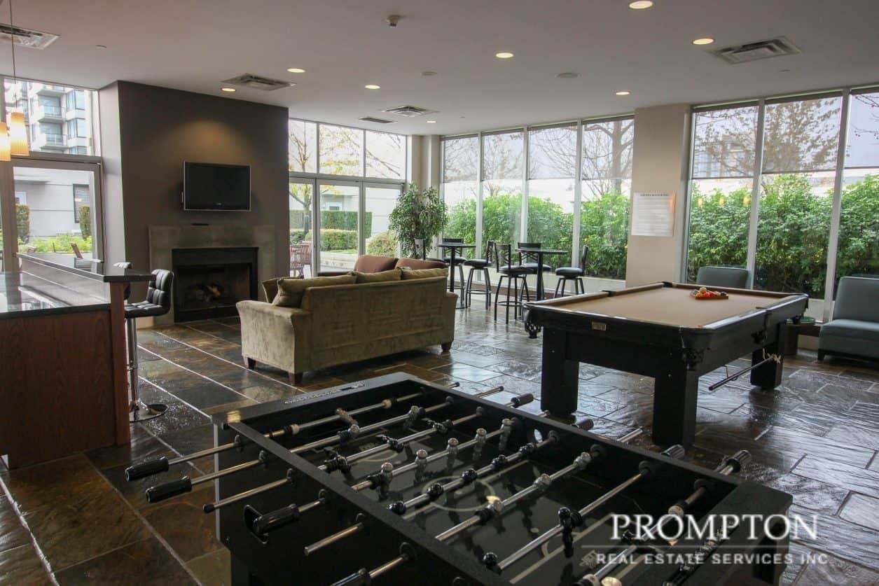 Hampton's Park - Photo 2 of 5