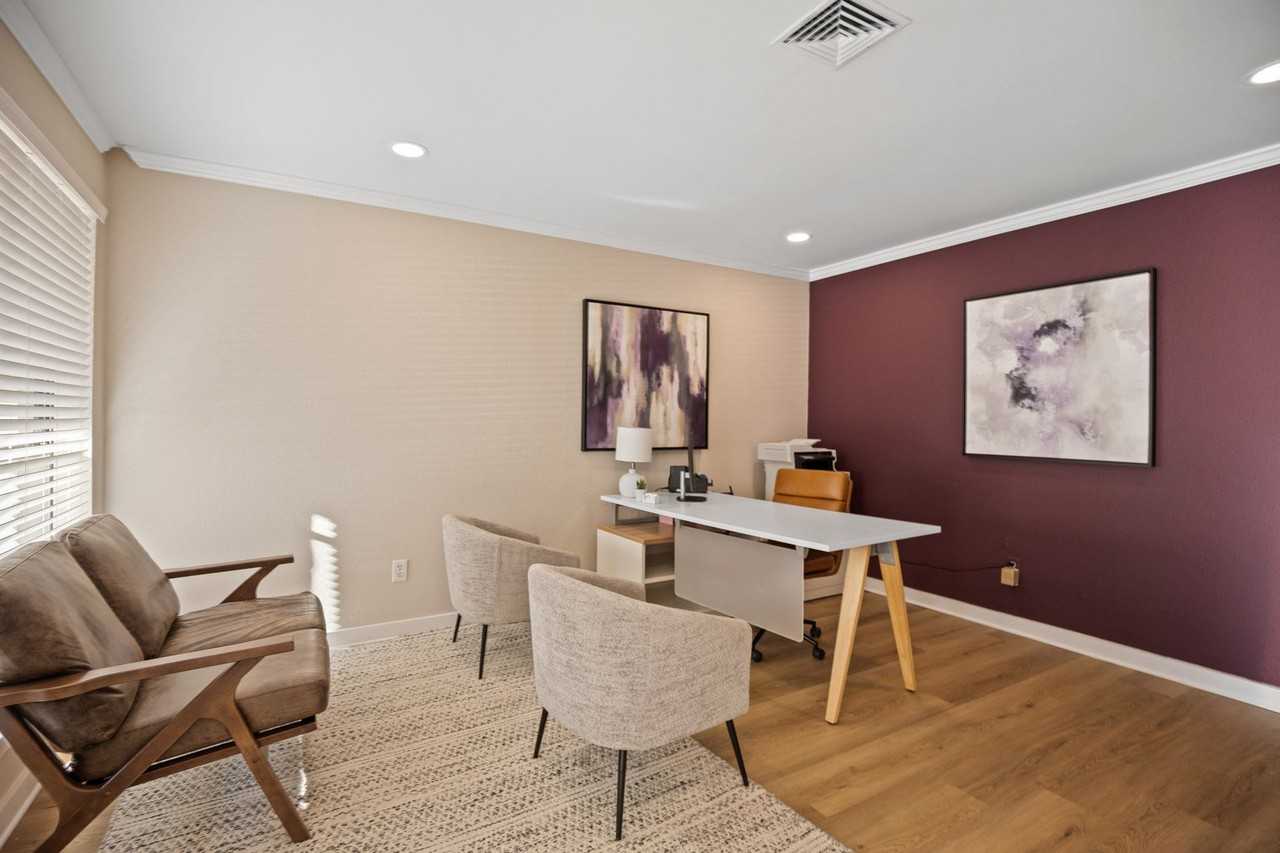 Oak City Apartments - Photo 2 of 29