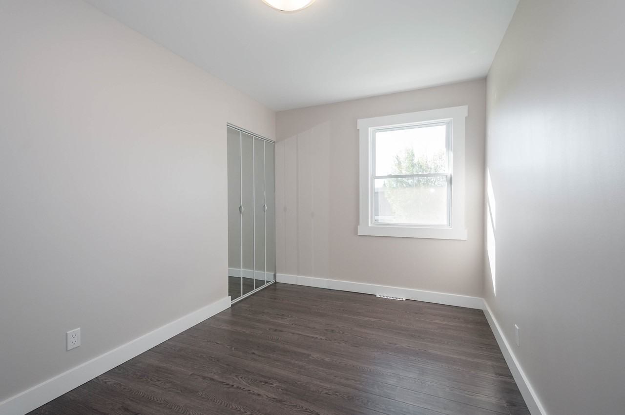 Ascot Gardens - Photo 6 of 14