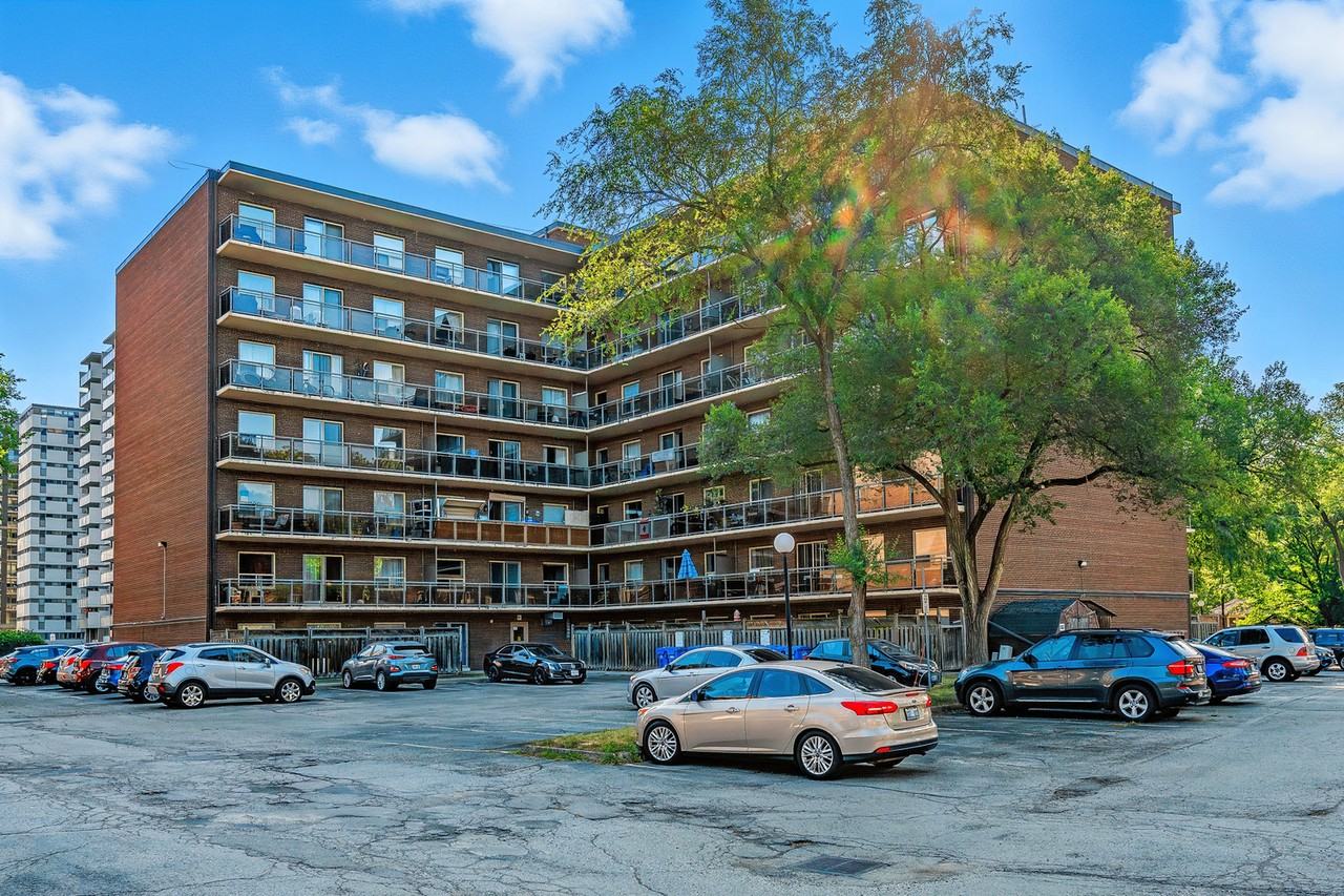 Maple Avenue Apartments and Townhouses - Photo 4 of 50