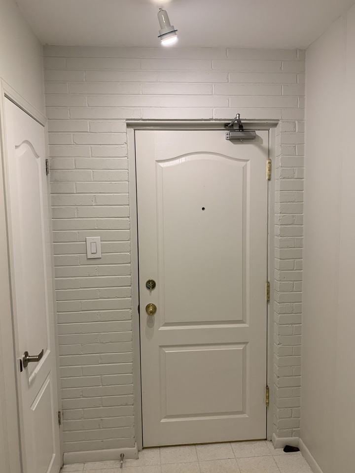 Main Street Apartment - Photo 6 of 12