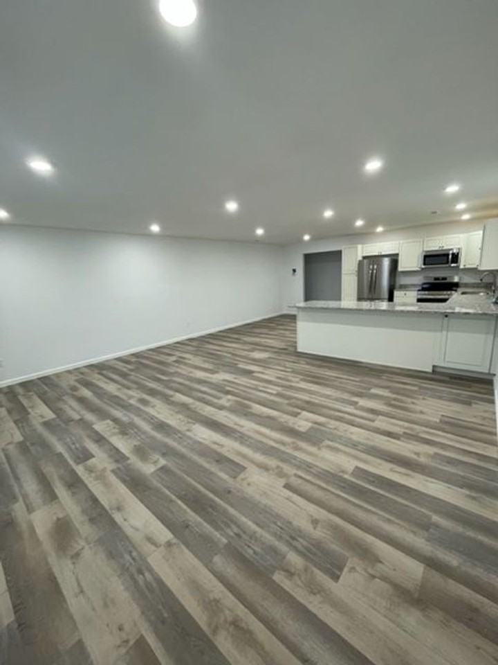 419 James Dr - Photo 2 of 19