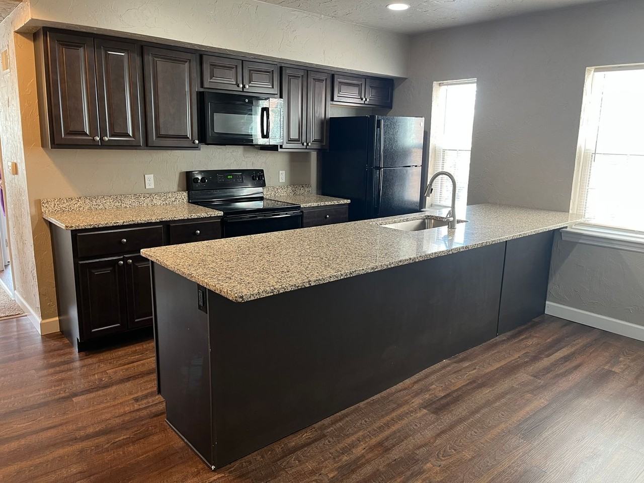 450 Madison Ave - Photo 2 of 50