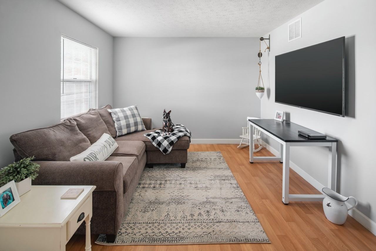 The Landing - Photo 3 of 15