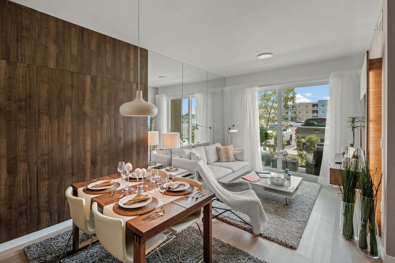 Pine Grove Apartments - Photo 4 of 37