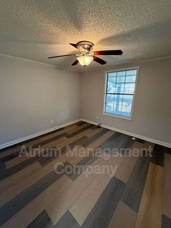 4397 E Michigan St - Photo 6 of 7