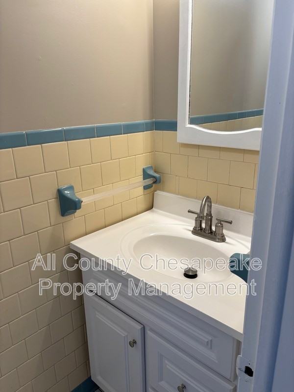 28 Church Grn - Photo 6 of 7