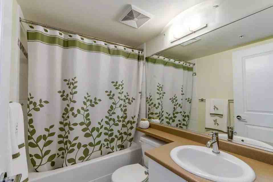 814 Royal Avenue - Photo 3 of 11