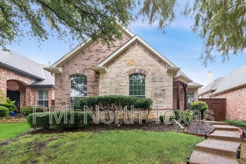 5544 Hidden Creek Ln - Photo 3 of 18