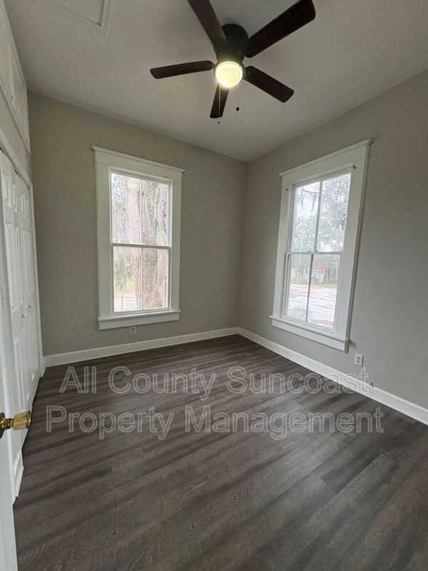 640 E Washington St #640H - Photo 6 of 6