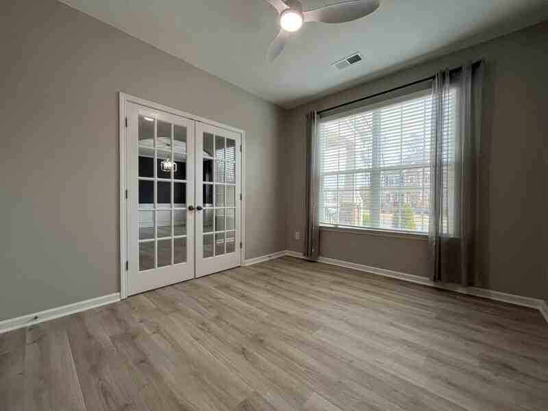 17102 Alydar Commons Ln - Photo 3 of 32