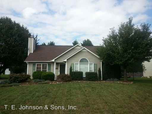 1613 Quillmark Rd - Photo 2 of 11