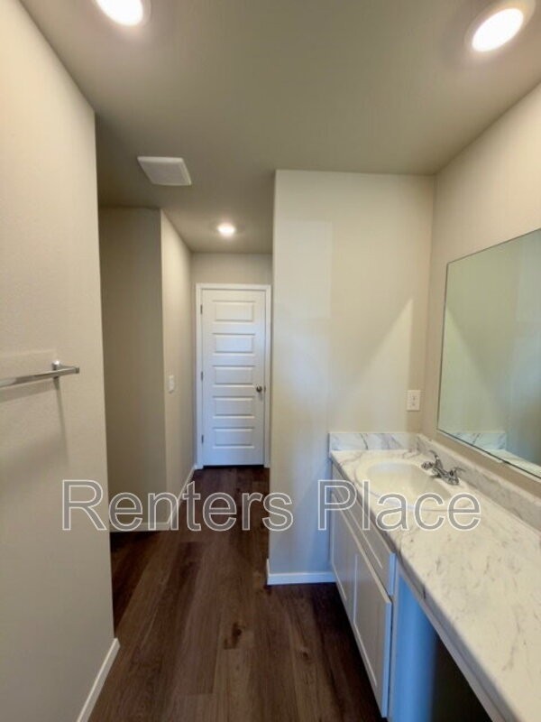 1004 W Lawton Rd - Photo 6 of 21