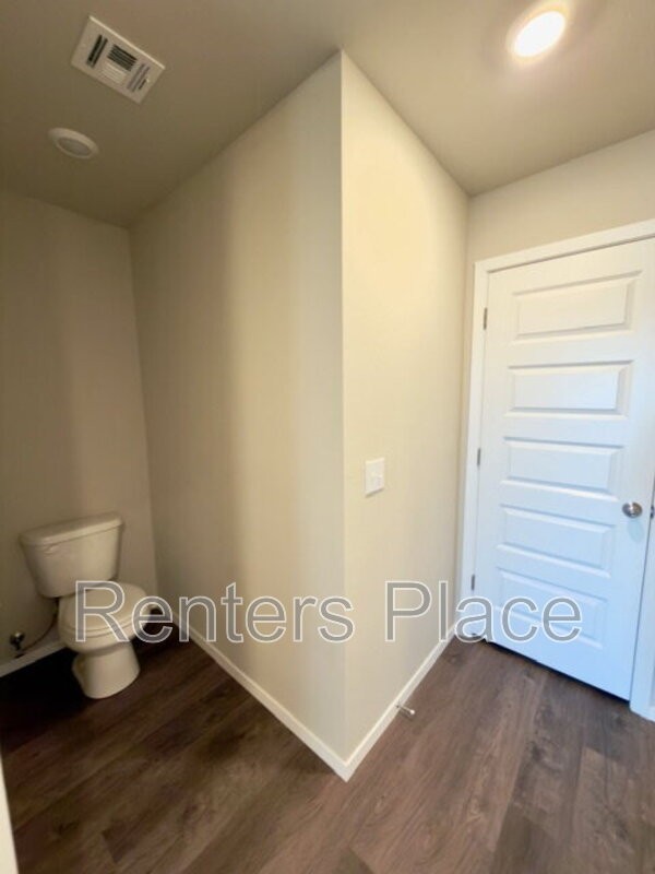 1004 W Lawton Rd - Photo 7 of 21