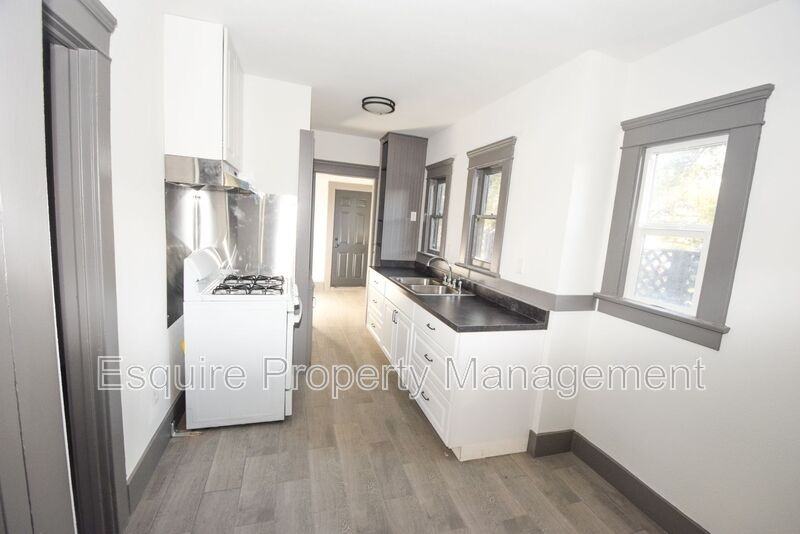 407 Ojai Rd #2 - Photo 6 of 12