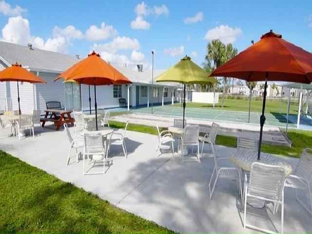 4072 70th Ct N #1101 - Photo 7 of 24