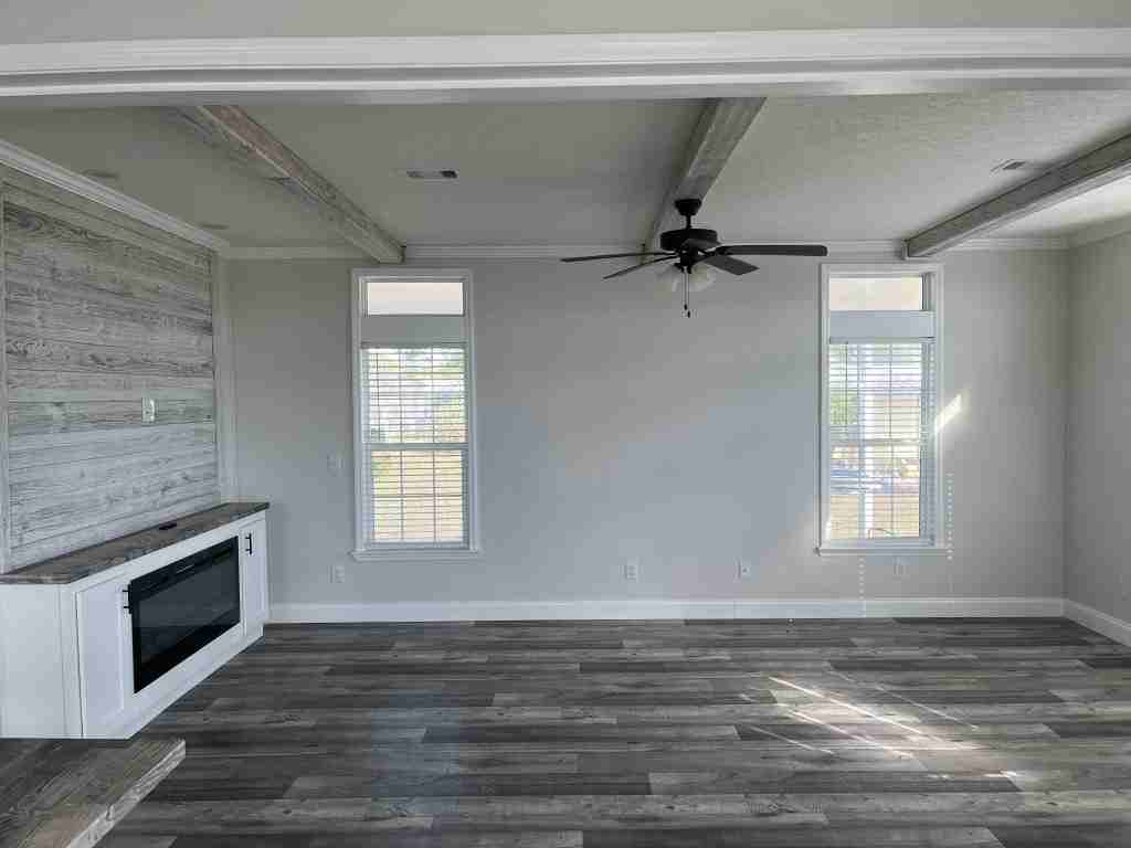 336 Waddell St - Photo 6 of 22