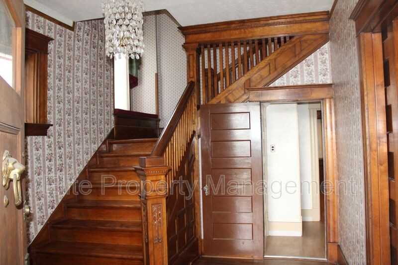 511 W 13th St - Photo 7 of 37