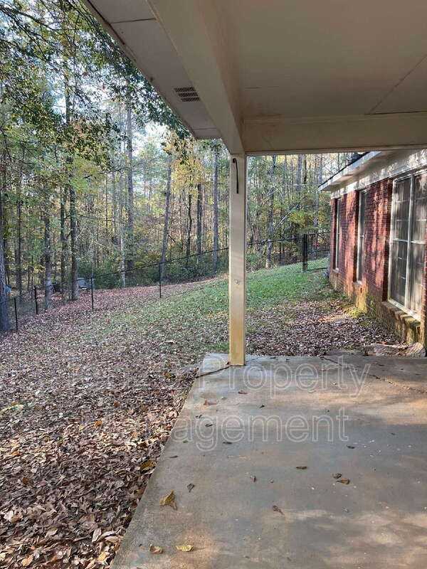 59 Walnut Ct - Photo 5 of 25