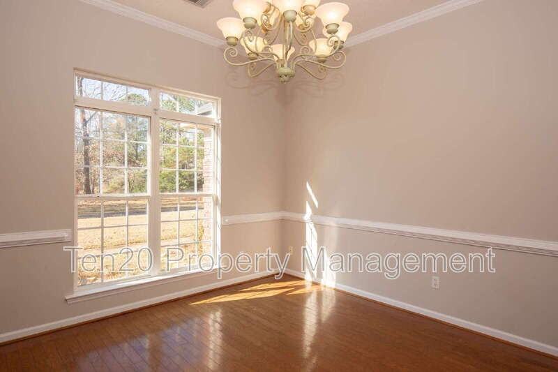 177 Richardson Rd - Photo 5 of 30