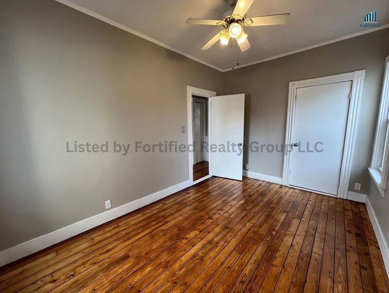 19 Malvey St #1 - Photo 3 of 21