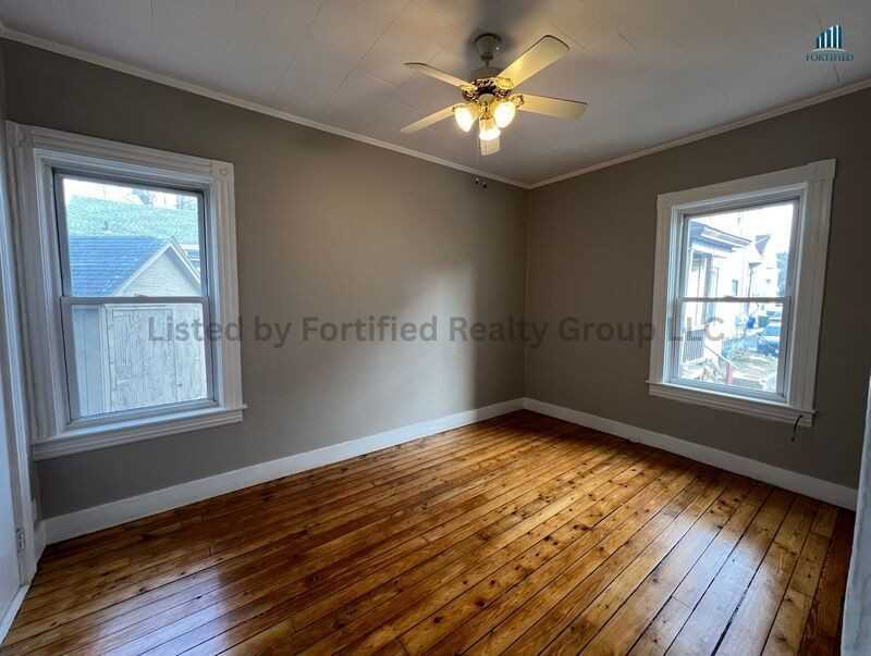 19 Malvey St #1 - Photo 5 of 21