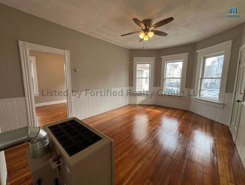 19 Malvey St #1 - Photo 6 of 21