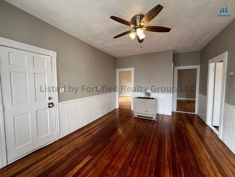 19 Malvey St #1 - Photo 7 of 21