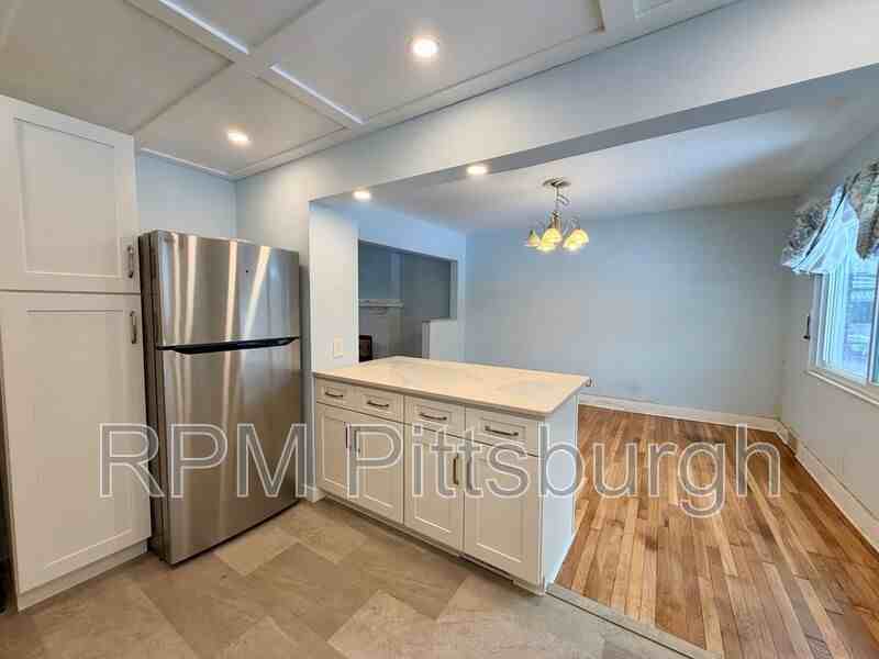 1612 Oak Grove Ave - Photo 3 of 13